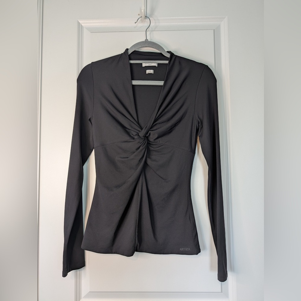 Aritzia Women’s Contour Malvina Longsleeve V-Neck Twisted Front Black Sz Medium